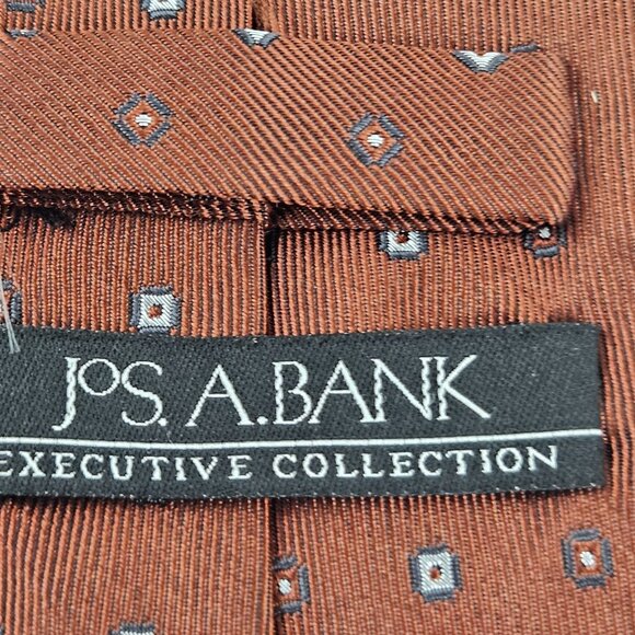 Jos A Bank Mens Silk Tie Executive Collection Brown Geometric Pattern NWT - Picture 2 of 8